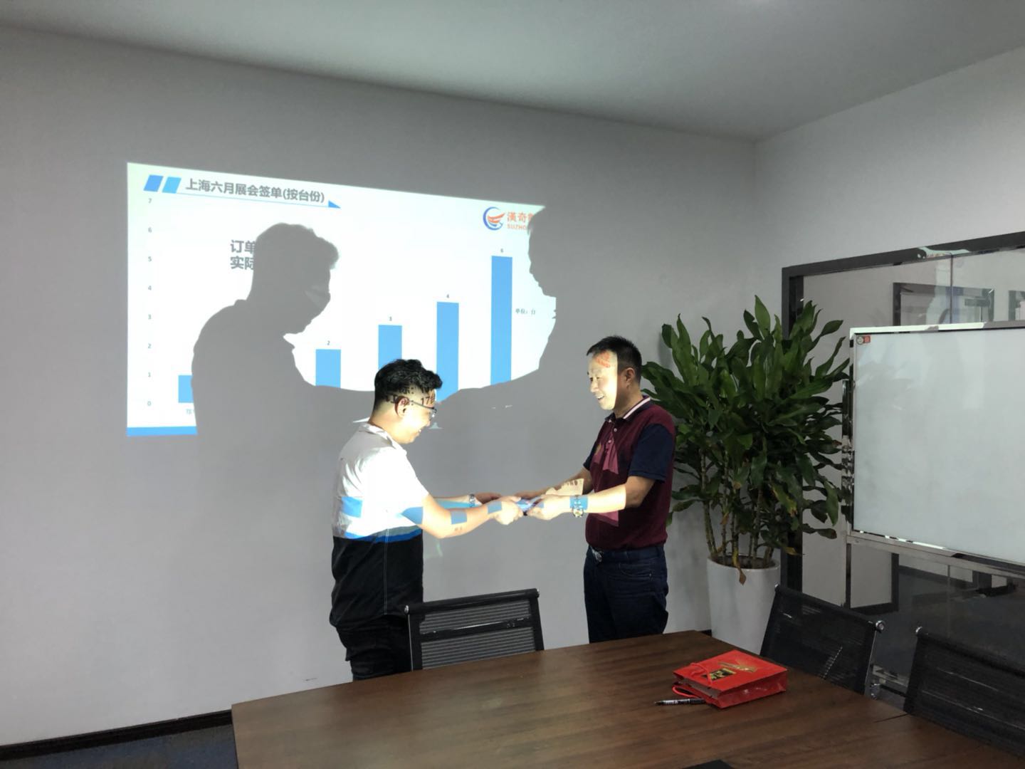 蘇州漢奇上海展會(huì)伺服中走絲銷售冠軍