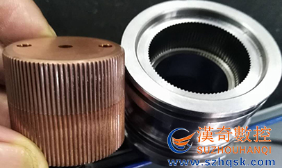 4Cr13用鏡面火花機(jī)加工光潔度達(dá)鏡面效果