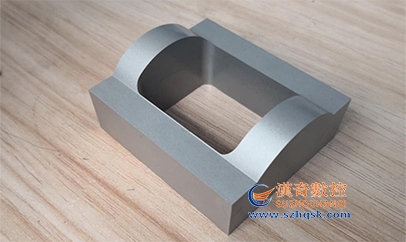 交流伺服中走絲線切割加工SKD11材料